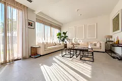 Single Row Villa | Prime Elevated Position