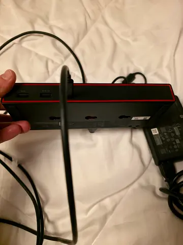 Lenovo ThinkPad USB4 Smart Dock 5500 - 135W - 40Gbps - Fully functional - Excellent condition