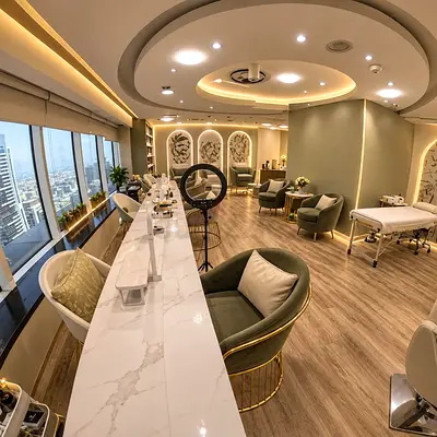 5 years running ladies salon in very known hotel