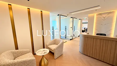 Spacious Office | Vacant | Lake & SZR Views