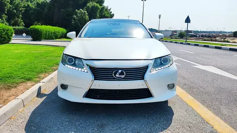 2015 Lexus ES 350 Platinum GCC Specs TRUNK AUTOMATIC