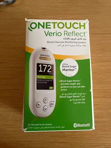 OneTouch Verio Reflect blood glucose meter with box - light use