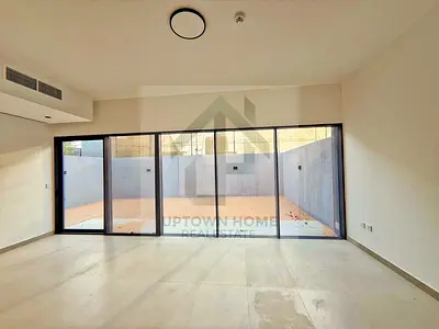 3 bed / corner/ ready to mowe/ all new