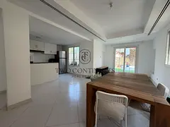 Family Villa in The Springs | Tranquil Community Living