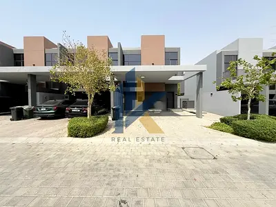 3-Bedroom Corner Townhouse