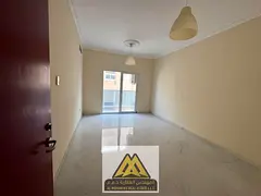 Second tenant / Luxury apartment / Master bedroom / Close to schools / High-end finishes / Central a