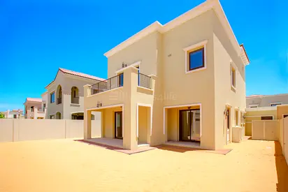 Ready 5-bed villa I Mortgage I 0% Commission