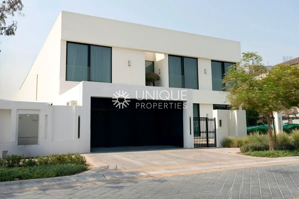 Exclusive | Custom-Built Villa | Private Garden