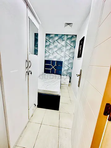 !! SINGLE PARTITION !! STREET 3 !! NAER BY THE GARDEN METRO !!