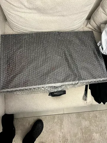 Black Samsung 32 inch NOT smart tv
