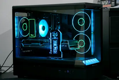 RX 6800, R5 5600, 32GB RAM, 1TB SSD gaming pc