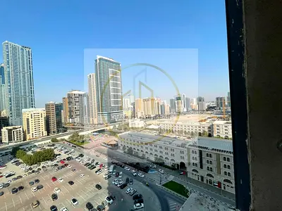 غرفة وصالة بإطلالة على القصباء | بلكونتين | خزائن بالحائط | جيم ومسبح وتكييف مجاني