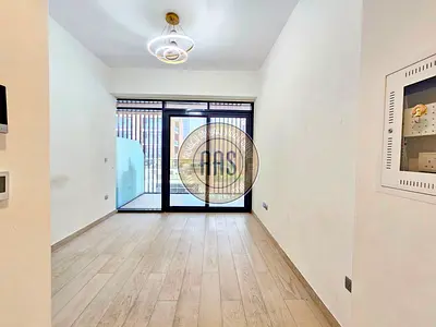 Branded ultra modern spacious ac and amenities free