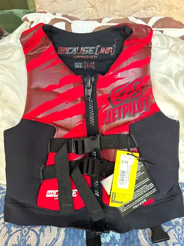 Wake board jacket