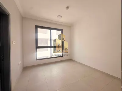 Today offer like a brand new apartment with balcony
