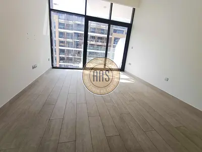 Luxurious and spacious studio apartment with fully fitted kitchen only 50k Ready to move