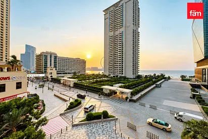 Spacious 2Bed plus Maid w/ Balcony / JBR View