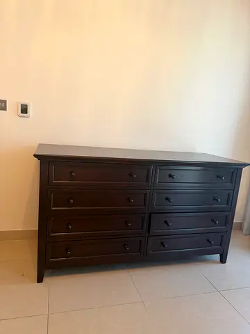 Dark wood 10-drawer dresser / storage chest - good condition
