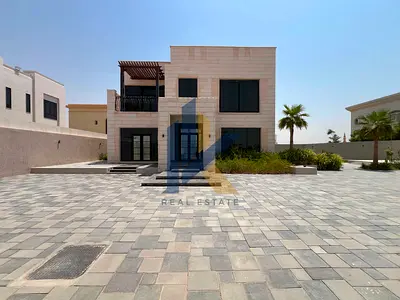 فيلا أنيقة ومؤثثة بالكامل، تضم 5 غرف نوم، في منطقة الصيوح، الشارقة