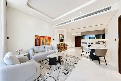 Largest Layout with Study Room | High Floor
