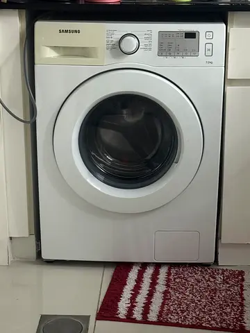 Samsung 7 kg Front-Load Washing Machine – AED 400 Selling my Samsung 7 kg front-loading washing mac