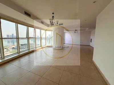 إطلالة بانورامية على بحر الخليج || خزائن بالحائط || غرفة خادمة ماستر || غرفة غسيل || مساحات كبيرة جدًا || تكييف باركينج مجانًا