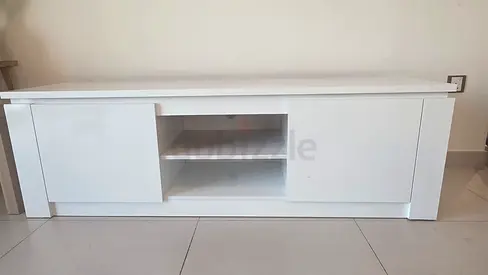 White TV Cabinet – 160 cm