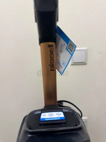 Bissell upright vacuum cleaner - good working condition