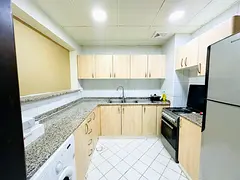 Master Room with balcony for rent in Spain Cluster 3000