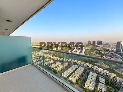 Studio with Balcony | Spacious Layout | Vacant