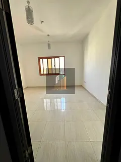 VERY CLEAN 1BHK BEHIND TO MEGA MALL WITH CENTRAL AC/GAS