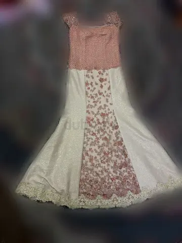 Party wear