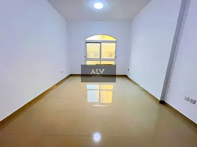 Fully upgraded 1 bedroom with 2 bathroom near circle mall available