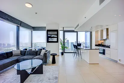 Special Offer: Spacious apartment in Marina Gate Jumeirah Living