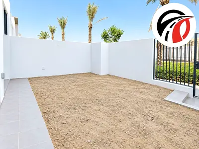 Elegant 3BR Townhouse | Raya | Multiple Balconies & Garden Access