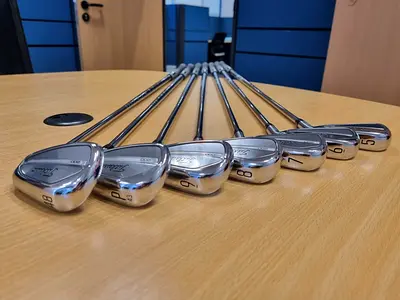 Titleist T200 5-48 7irons