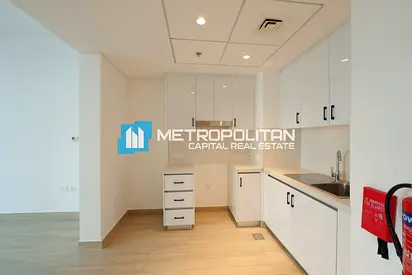 Next To Corner | 1BR w Laundry | Prime Location
