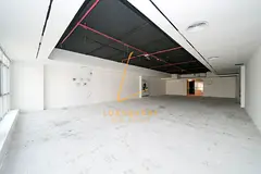 Functional Office | Convenient Commercial Setting
