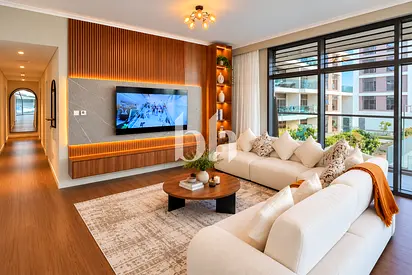 Luxury Upgraded | Corner Unit | High ROI