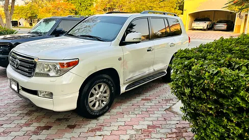 Toyota Land Cruiser GXR V6- GCC Specs | Original Paint