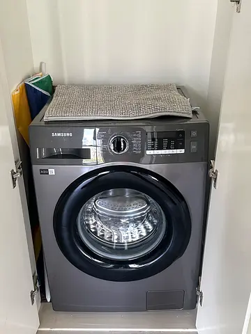 Samsung Front Load Washing Machine - Good Condition, 7kg (Grey)