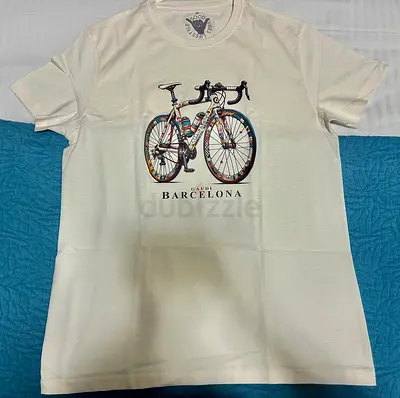 White Graphic T‑Shirt with Barcelona Bicycle Print — Size M