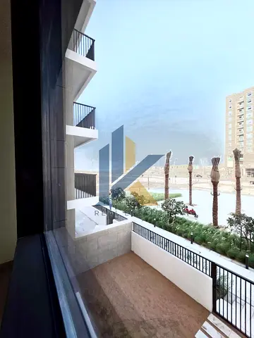 شقة من غرفتي نوم مع شرفة وإطلالة على البحر | جزيرة مريم
