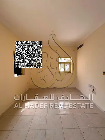 عرض ممتاز بالحميدية عجمان مقابل المحكمة، غرفة وصالة واسعة، حمام، تكييف مركزي وتشطيبات ممتازة. الإيجار 23 ألف سنويًا على 4 أو 6 دفعات موقع مميز بالخدما
