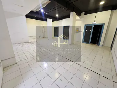 LARGE CORNER 883 SQFT SHOP IN PERSIA CLUSTER