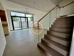Corner 4bedrooms Villa||Multiple Options ||Near All Facilities