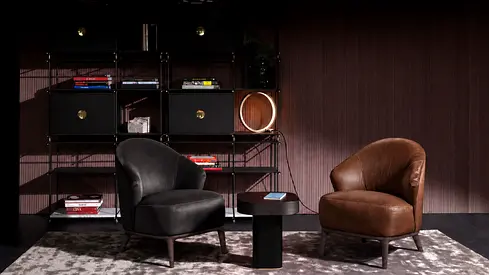 Black grain leather armchair // Vibieffe 1950_Atmosfera Poltrona