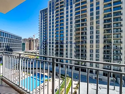 Un-furnished | Pool View | Ready to Move In