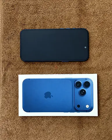 FOR SALE: Iphone 17 Pro Max | 256gb | Deep Blue | Pristine Condition