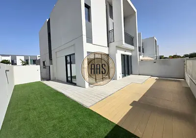 4BR + MAID | PRIVATE GARDEN | LA ROSA 4 | READY TO MOVE
